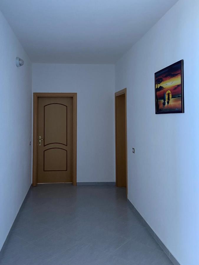 Apartment Sun Roll Baks-Rrjoll Dış mekan fotoğraf